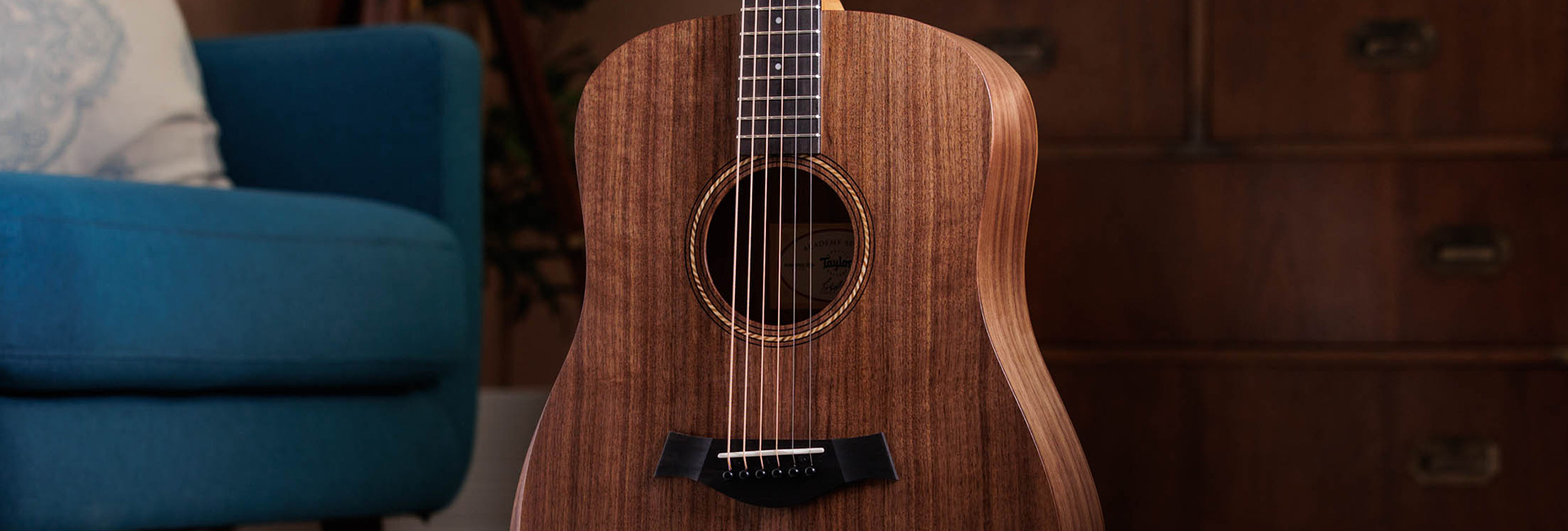 taylor-features-top-woods-walnut