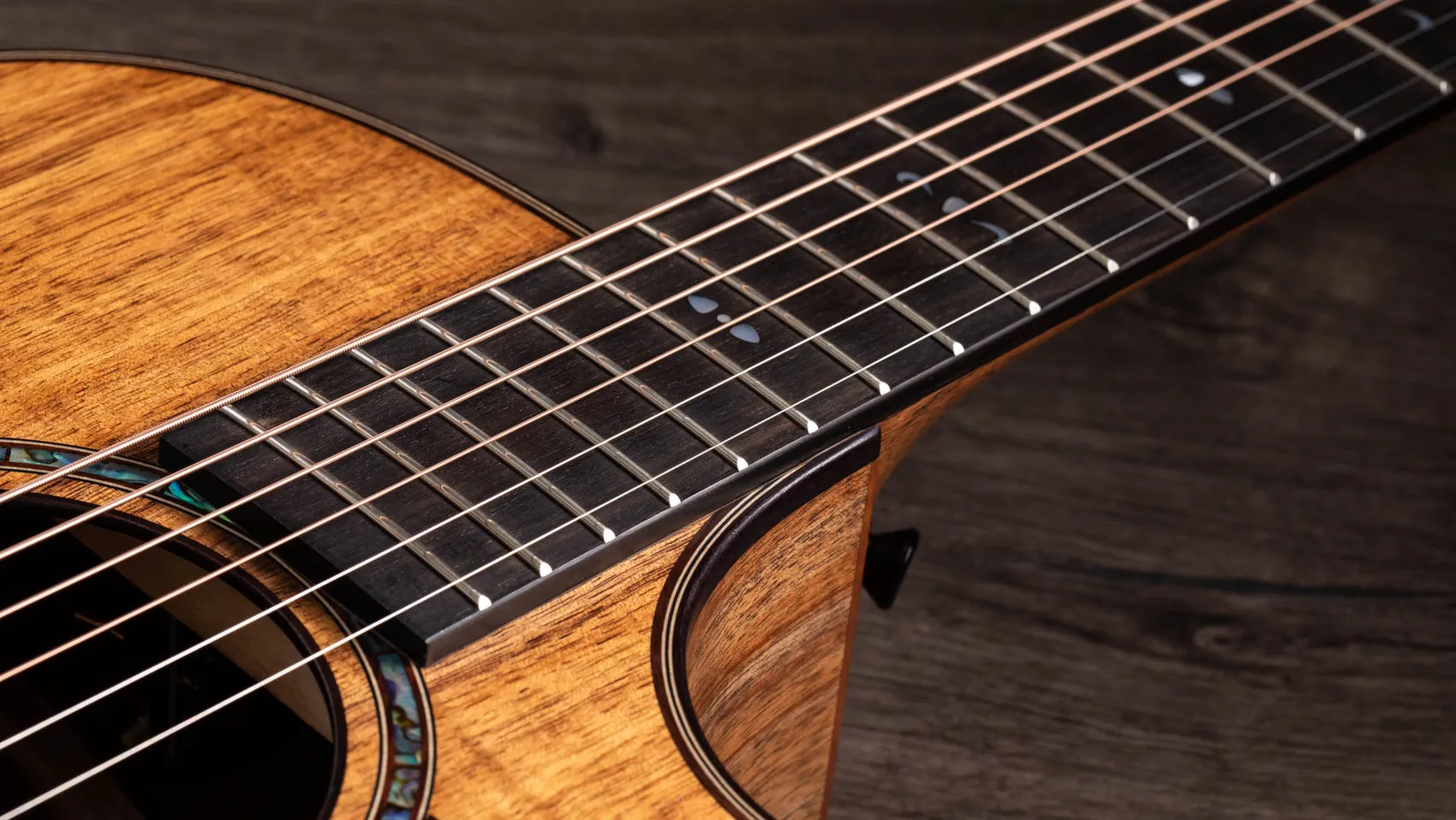 722ce (2022) Hawaiian Koa Acoustic-Electric Guitar | Taylor Guitars