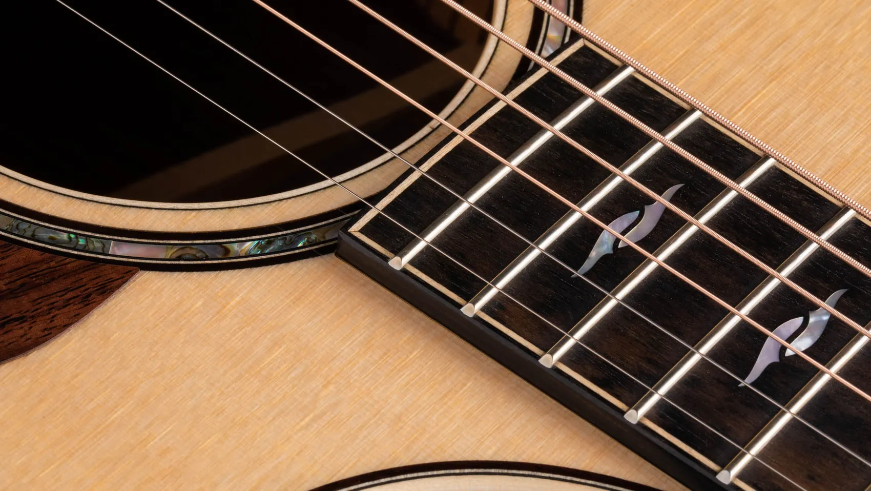 812ce 12-Fret Indian Rosewood Acoustic-Electric Guitar | Taylor