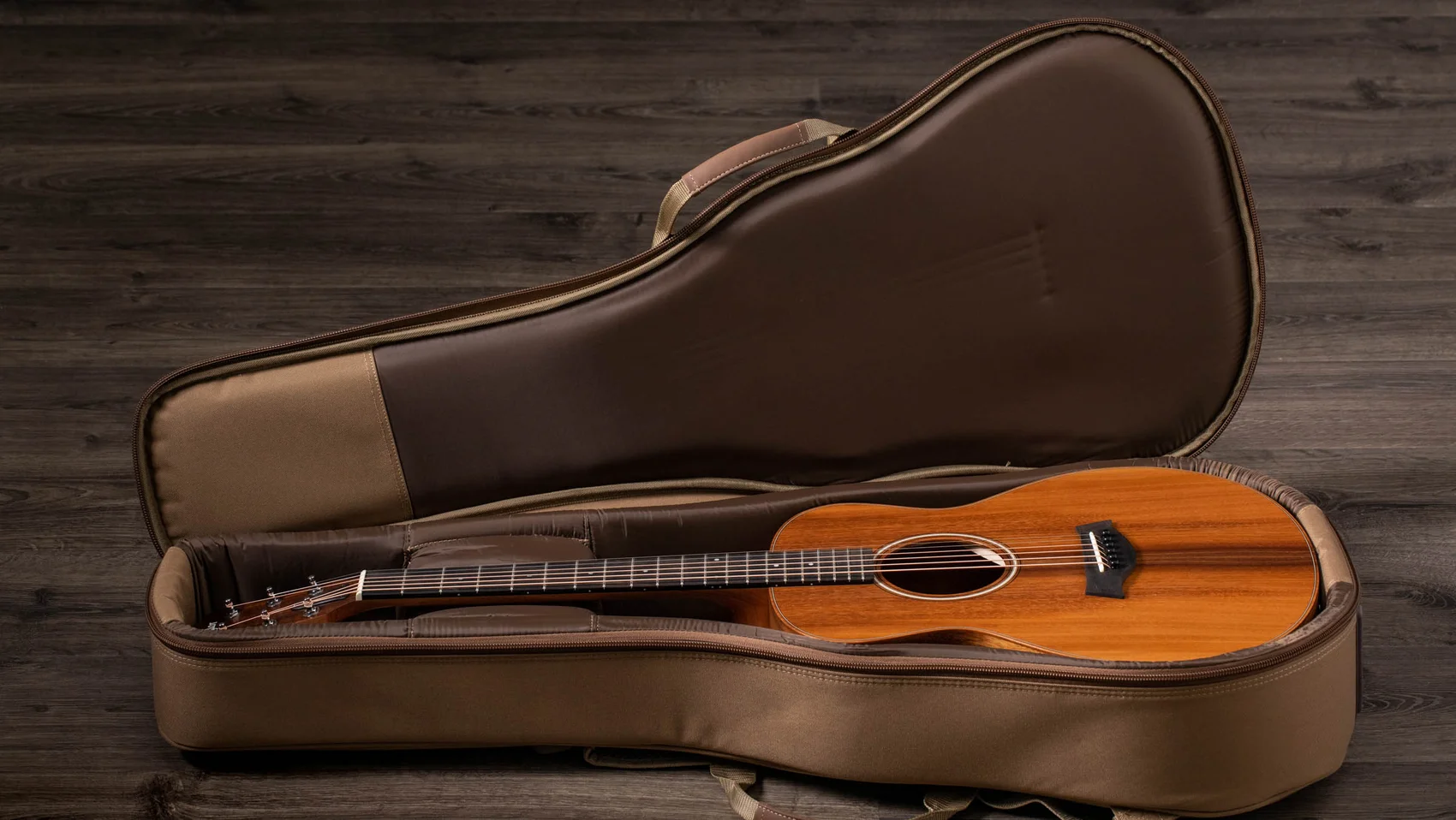 Taylor GS Mini-e koa アコースティックギター　エレアコ Amazon.com: Taylor GS Mini-e Koa : Musical Instruments