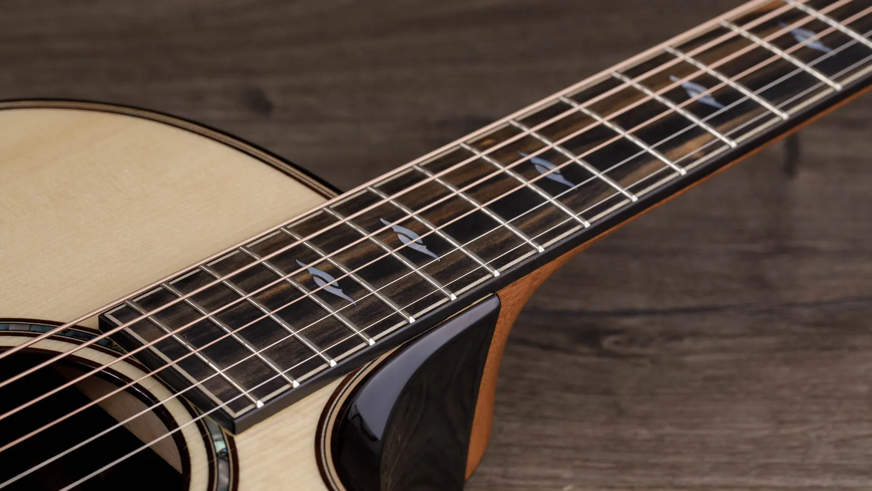 Builder's Edition 814ce Indian Rosewood Acoustic-Electric Guitar
