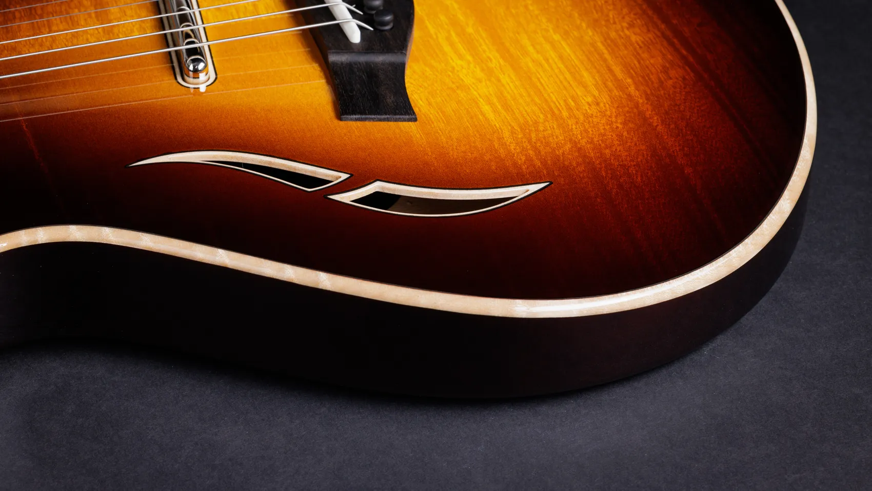 T5z Pro, Tobacco Sunburst Shamel Ash Acoustic Guitar | Taylor Guitars