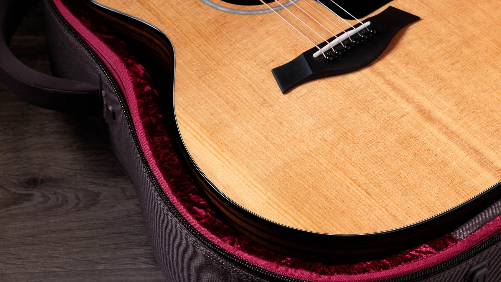 【2021年製】Taylor 214ce Plus _Rose wood 214ce Plus Indian Rosewood Acoustic-Electric Guitar | Taylor Guitars