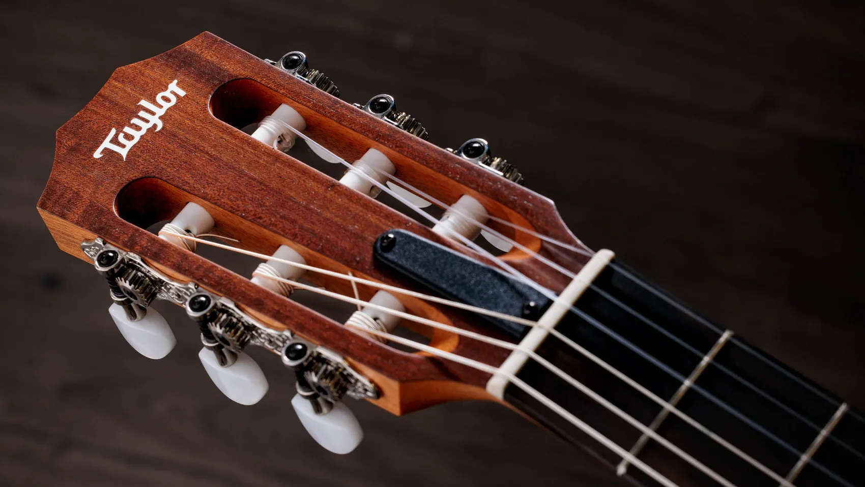 i*a様 Taylor academy 12n-e テイラー エレガット Academy 12e Walnut Acoustic-Electric Guitar | Taylor Guitars