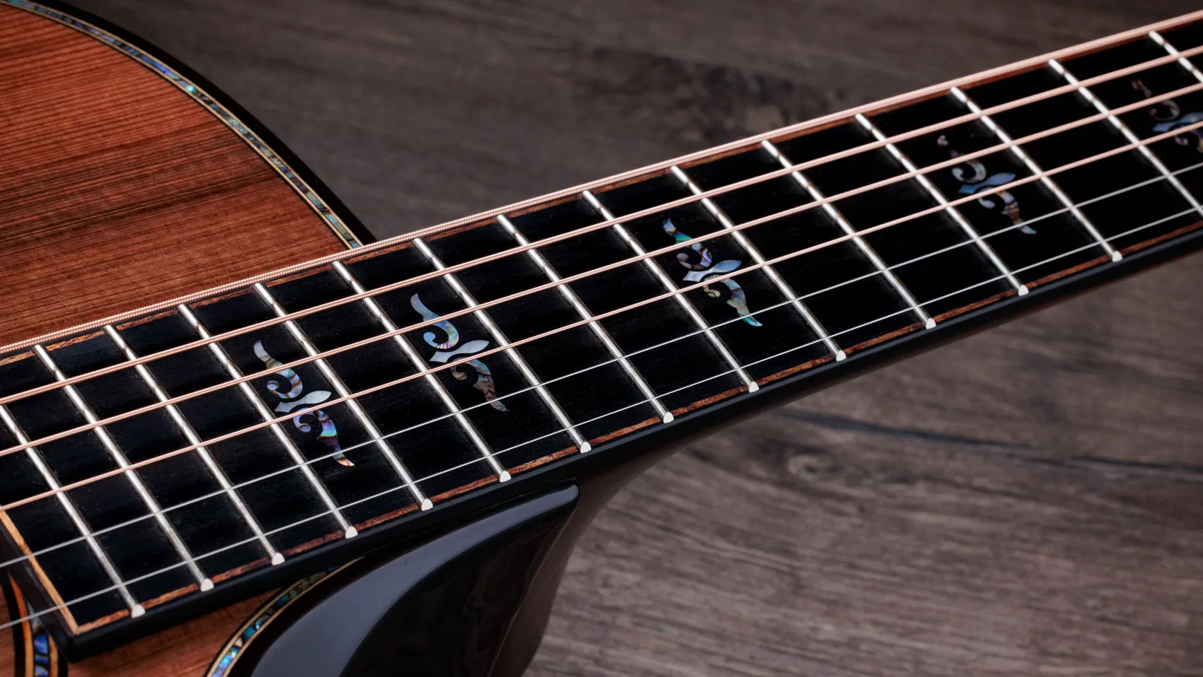 Builder's Edition 912ce Honduran Rosewood Acoustic-Electric Guitar