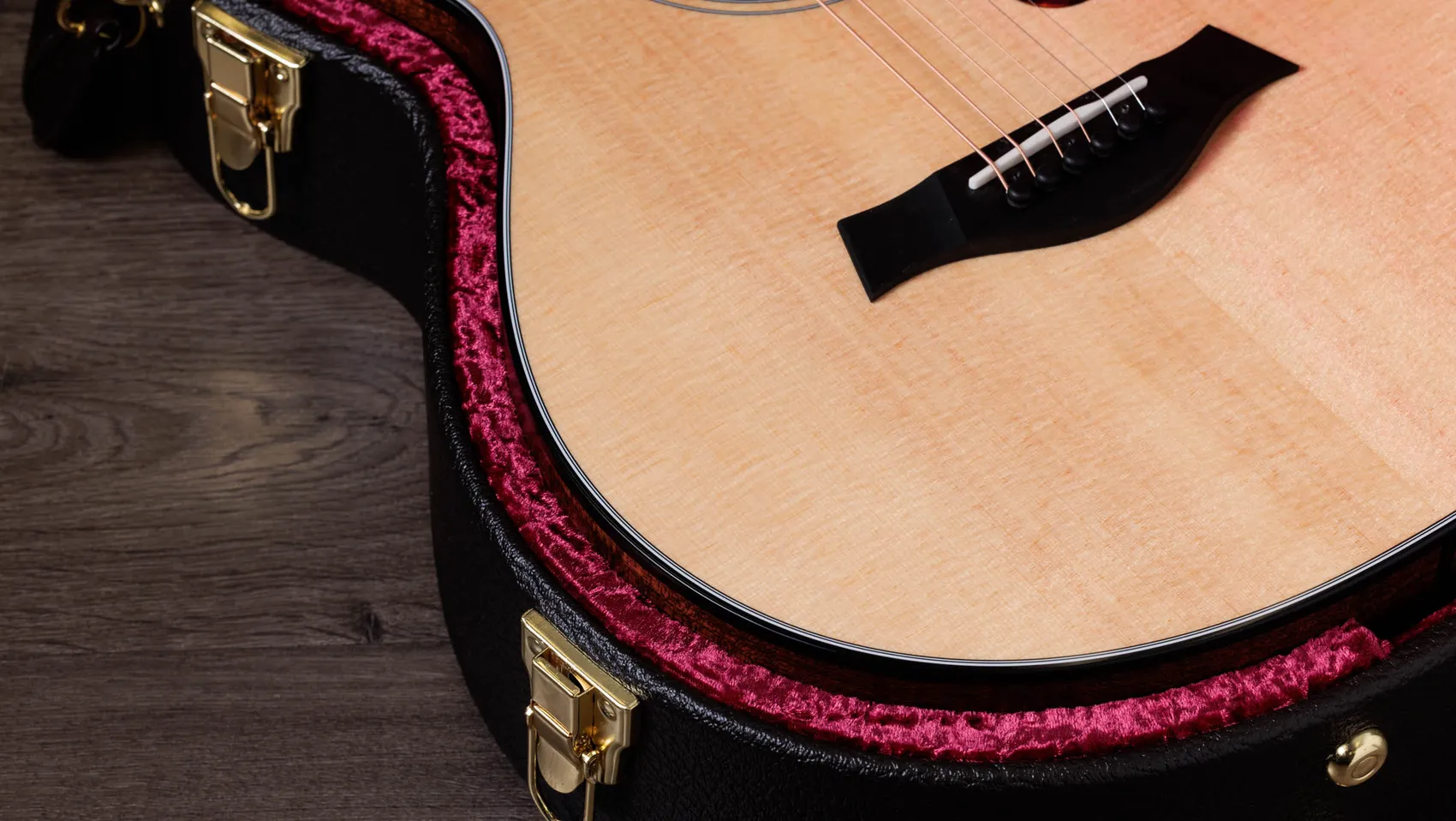 312ce 12-Fret Sapele Acoustic-Electric Guitar | Taylor Guitars