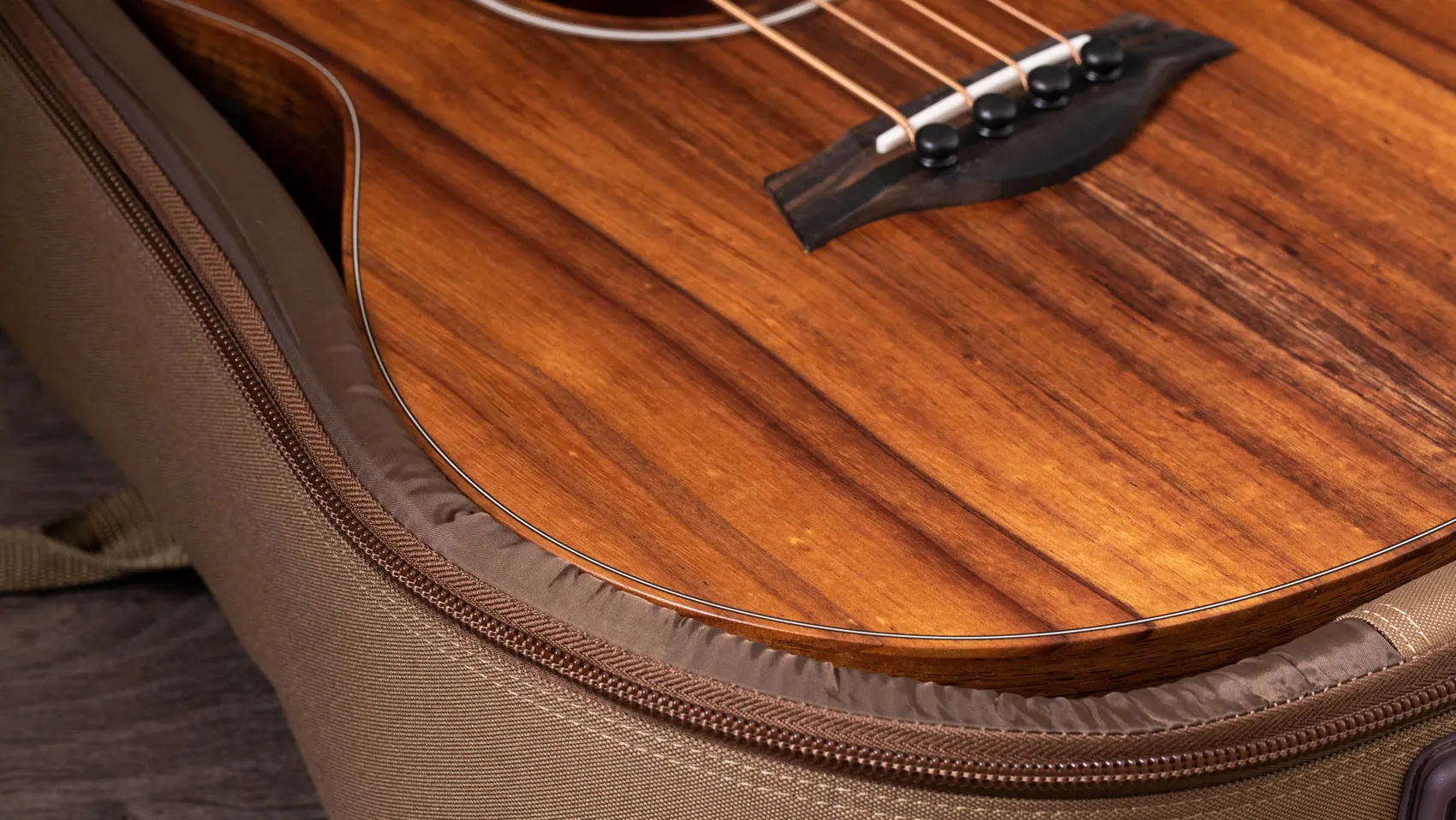 GS Mini-e Koa Bass Layered Koa Acoustic-Electric Guitar | Taylor