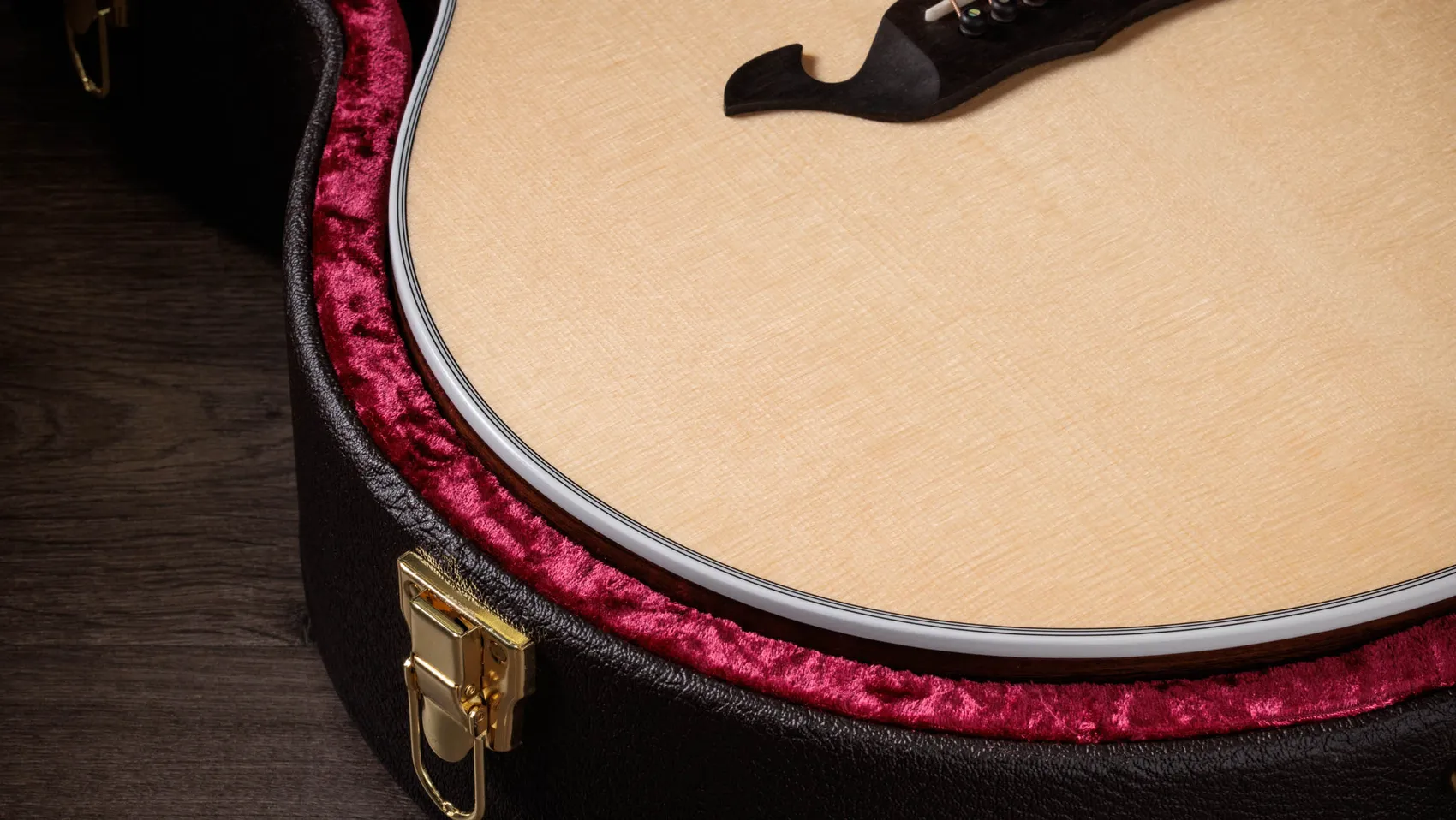 Legacy 815e Indian Rosewood Acoustic Guitar | Taylor Guitars