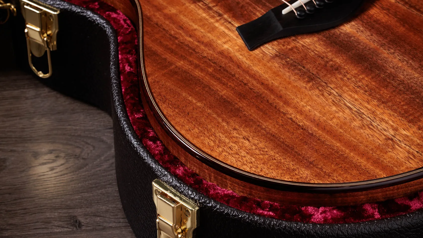 722ce Hawaiian Koa Acoustic-Electric Guitar | Taylor Guitars