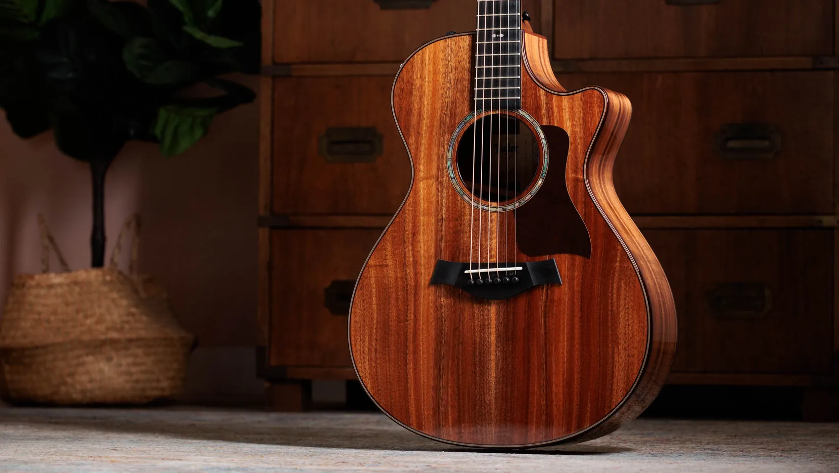 722ce Hawaiian Koa Acoustic-Electric Guitar | Taylor Guitars