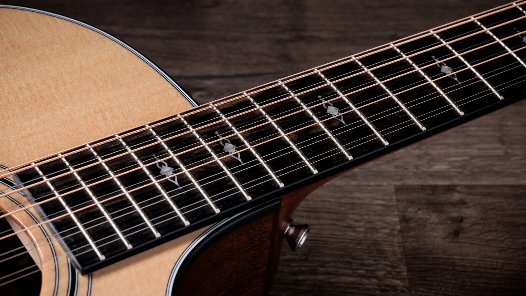 354ce Sapele Acoustic-Electric Guitar | Taylor Guitars