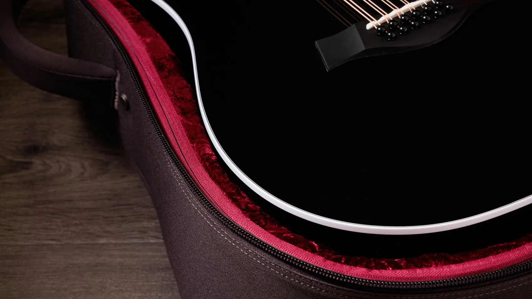250ce Plus BLK Doce Doble Big Leaf Maple Acoustic-Electric Guitar