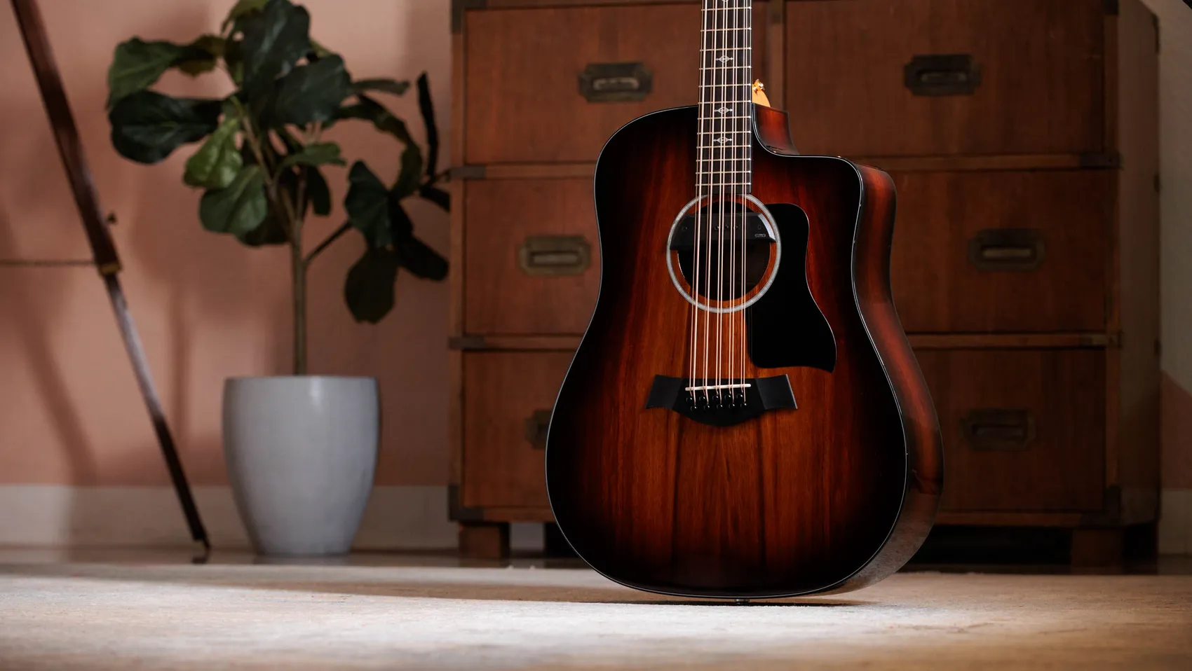 260ce-K DLX Bajo Quinto Hawaiian Koa Acoustic Guitar | Taylor Guitars