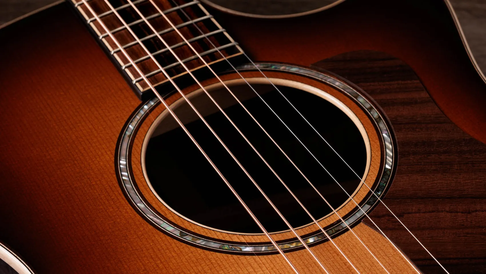 814ce Special Edition, Sedona Indian Rosewood Acoustic-Electric
