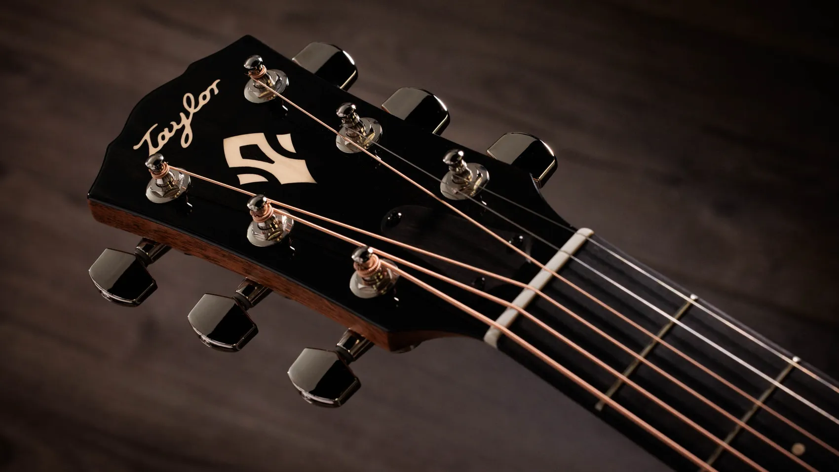 Gold Label 517e Tropical Mahogany Acoustic-Electric Guitar