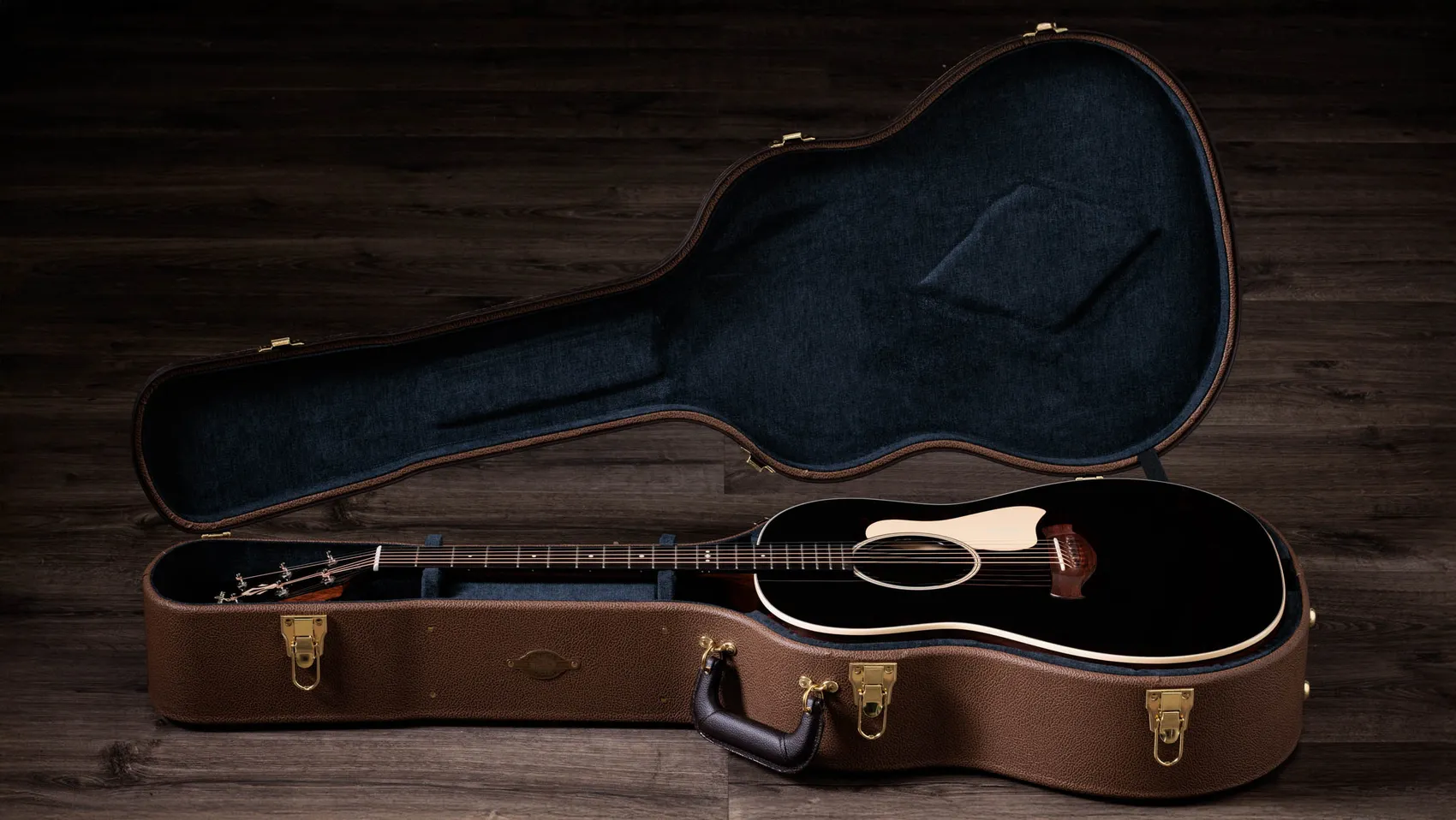 Gold Label 717e Blacktop Indian Rosewood Acoustic-Electric Guitar