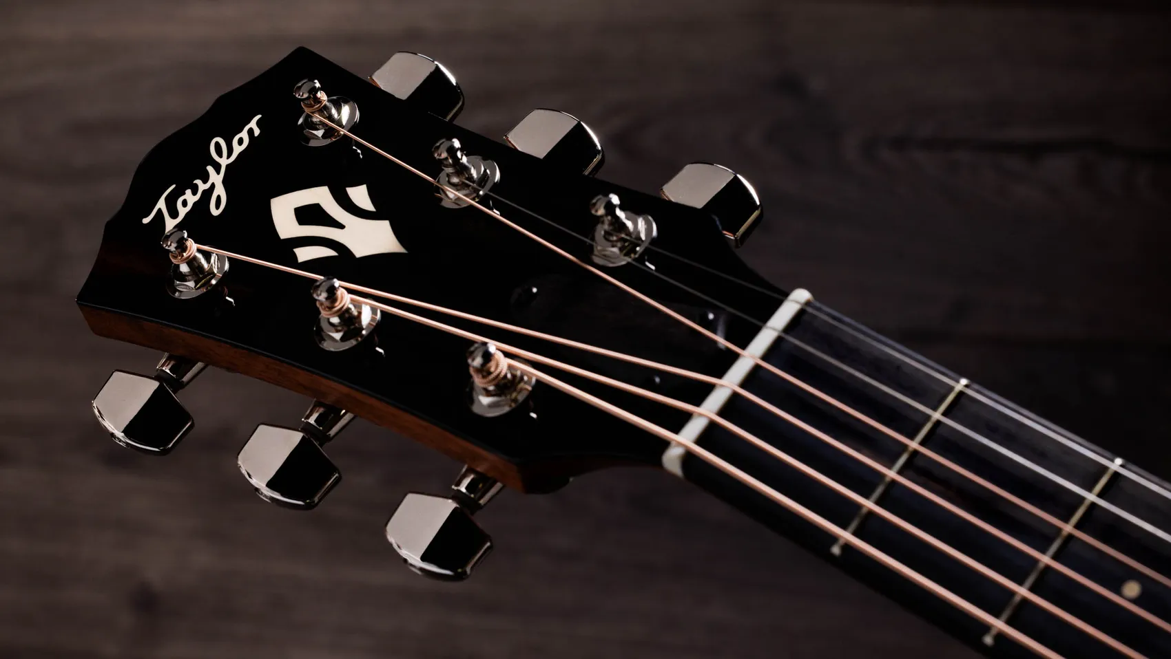 Gold Label 710e Indian Rosewood Acoustic-Electric Guitar (2026