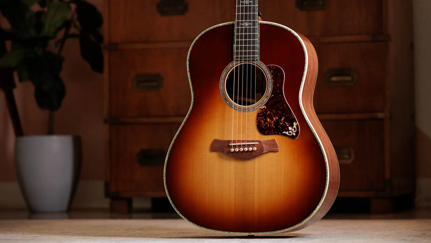 De Luxe The Golden Guitar アコースティックギター LAVOCE ENGRAVED PAISLEY – DZPL ギター