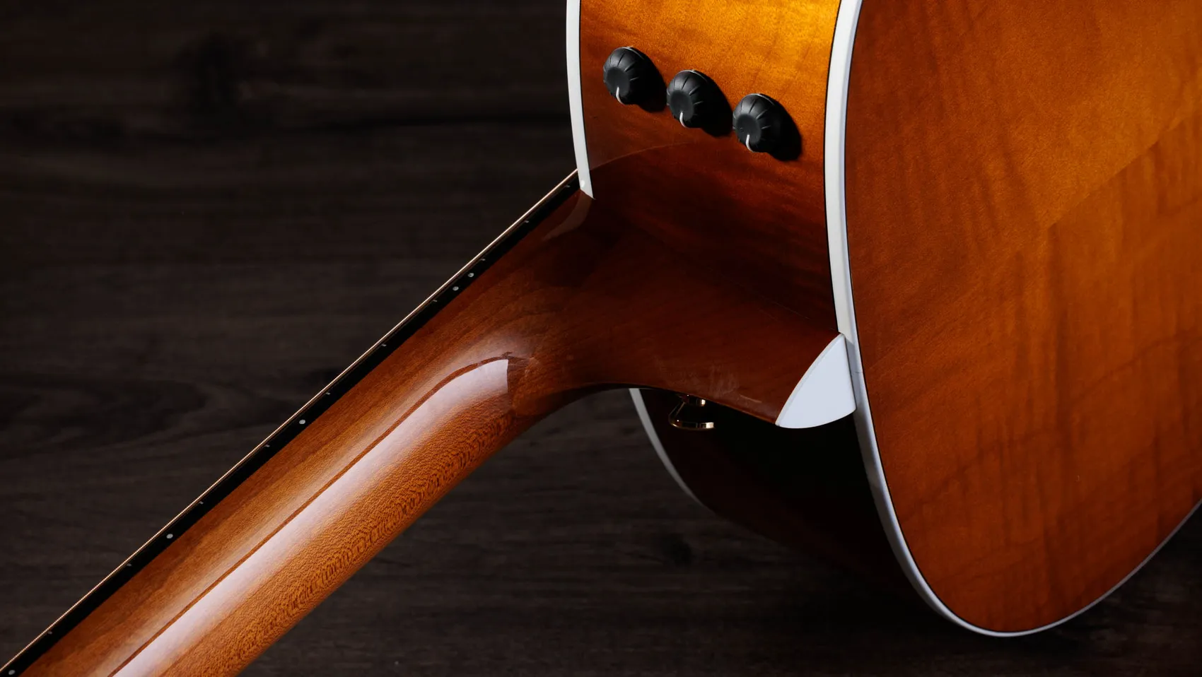217e Plus Special Edition Honeyburst Acoustic-Electric Guitar