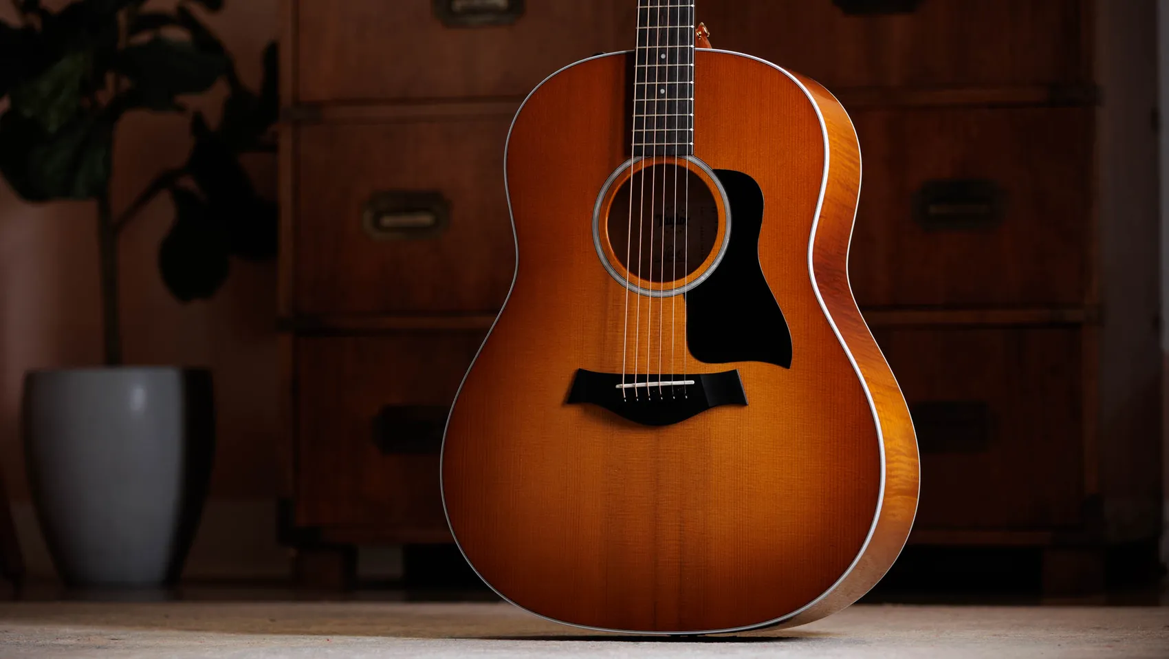 217e Plus Special Edition Honeyburst Acoustic-Electric Guitar