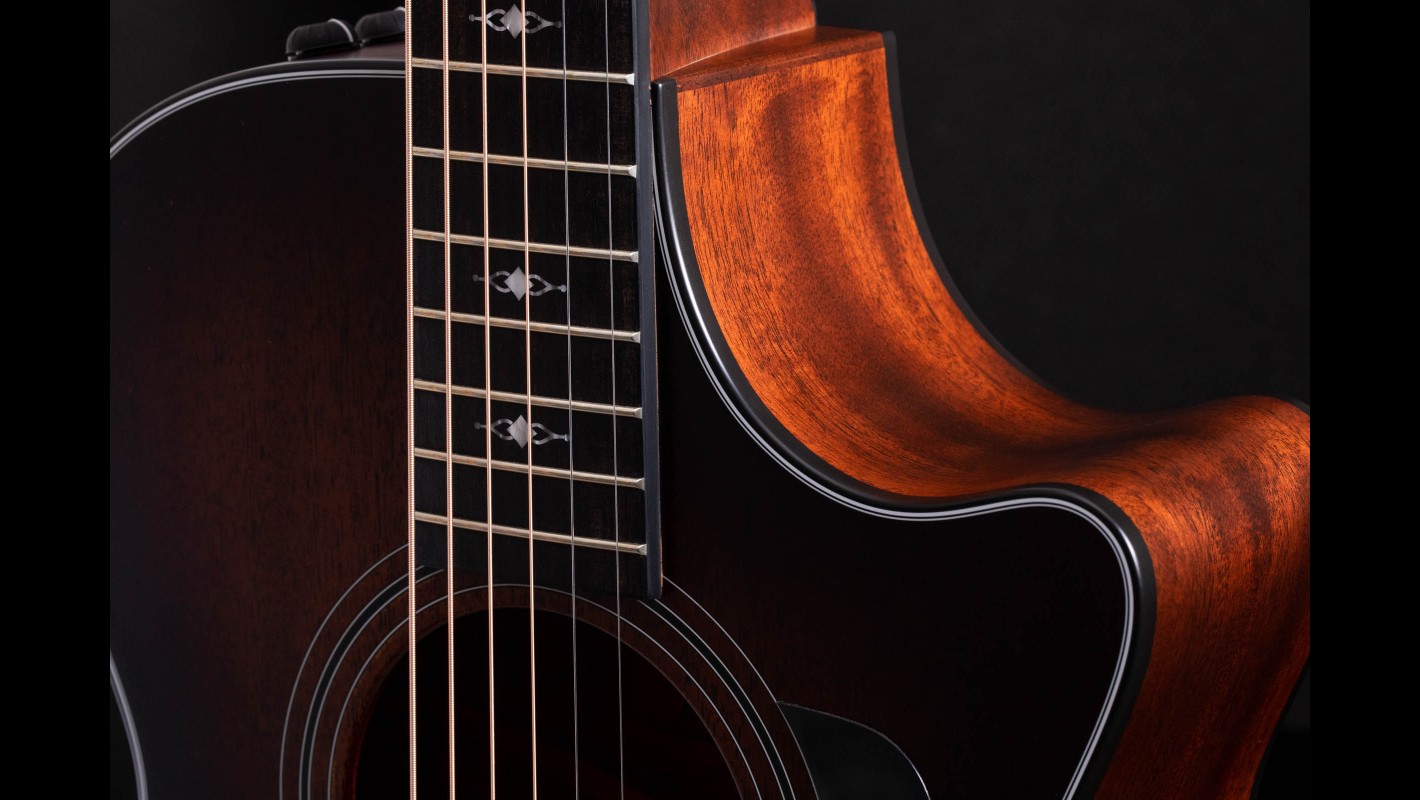 perler Danser hybrid 322ce 12-Fret Tropical Mahogany Acoustic-Electric Guitar | Taylor Guitars