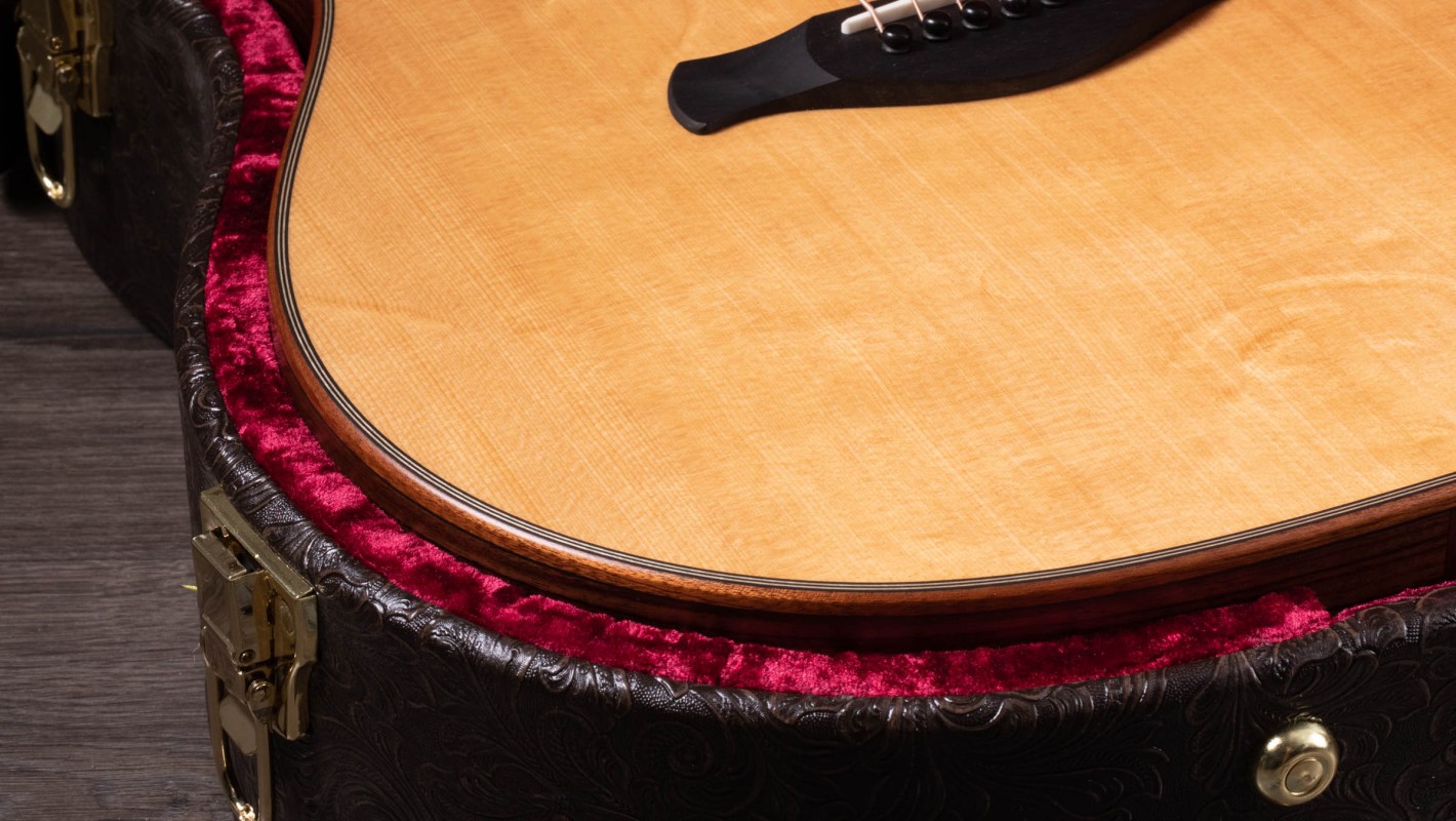 ギター Taylor Guitar 717 - Builder's Edition Builder's Edition 717 | Taylor Guitars