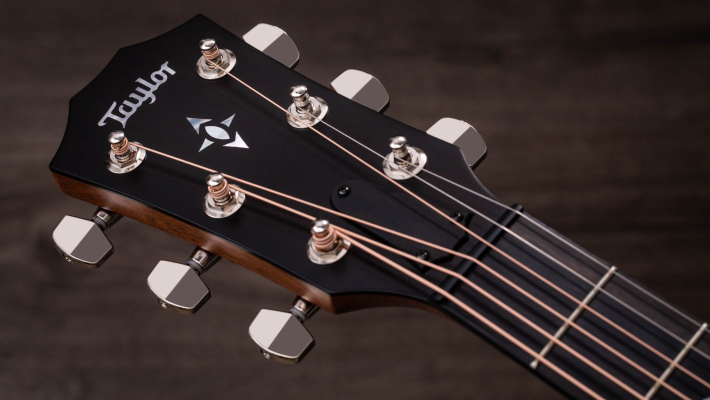 値引き！Taylor 717e　Builder's Edition Builder's Edition 717e Indian Rosewood Acoustic-Electric