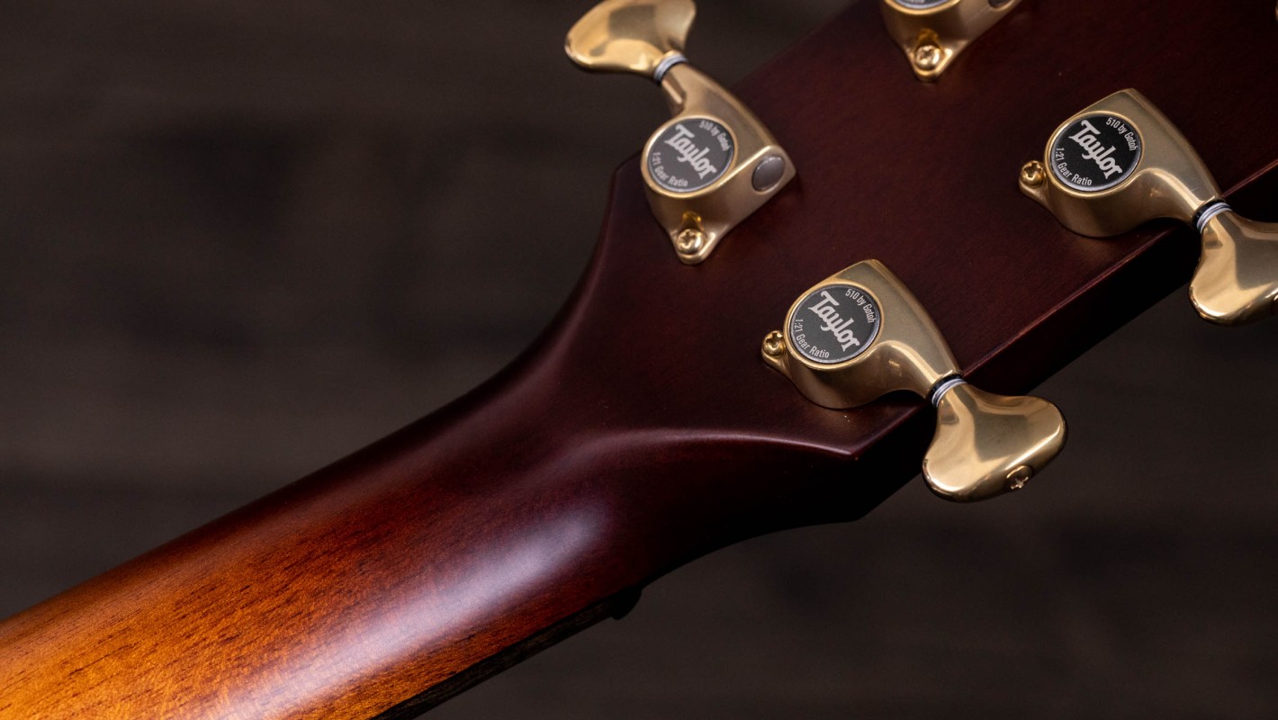 K22ce Hawaiian Koa Acoustic-Electric Guitar | Taylor Guitars