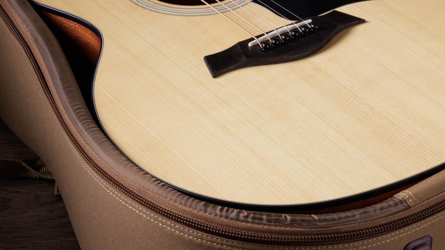 Taylor 114ce Grand Auditorium Acoustic-Electric Guitar