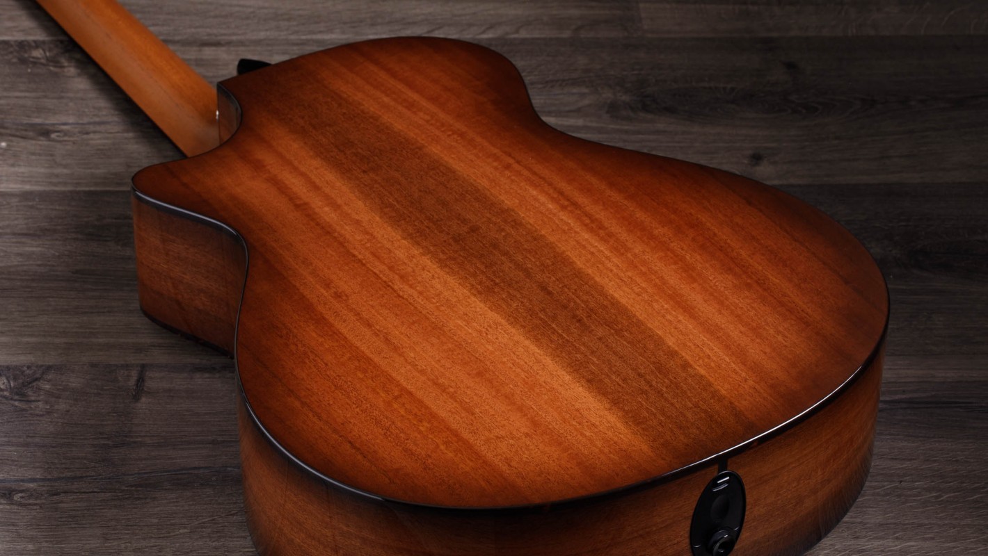 Taylor 552ce deals
