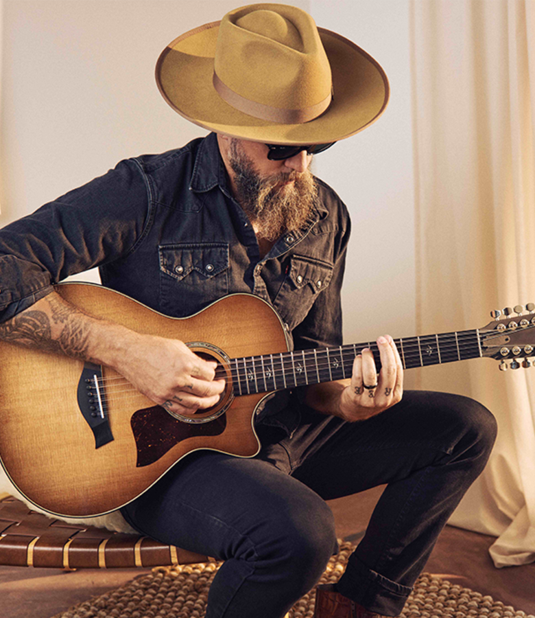 taylor-guitars-500-series-hero-image