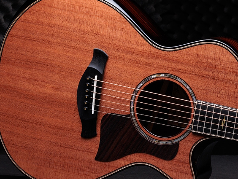 Builder’s Edition 812ce LTD