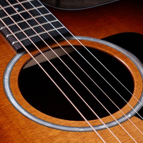 Taylor DN3 アコースティックギター　美品、状態とても良し Taylor DN3 アコースティックギター 美品、状態とても良し