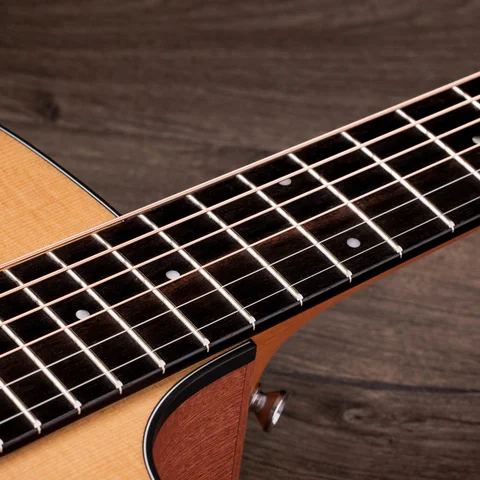100 Series Acoustic Guitars | Taylor Guitars