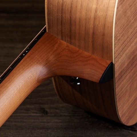 アコギ　左利き用 左利き用 アコースティックギター | Taylor Guitars