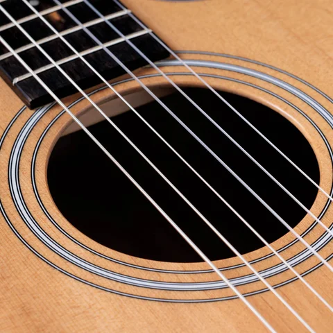 【2021年製】　Taylor 　114e アコースティックギター 革ケース付 Taylor Guitars