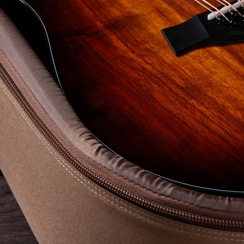 260ce-K DLX Bajo Quinto