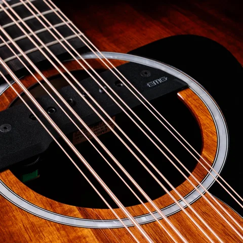 260ce-K DLX Bajo Quinto