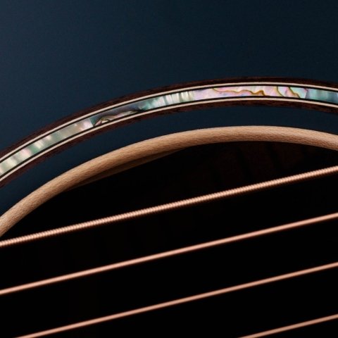 814ce Special Edition, Sapphire