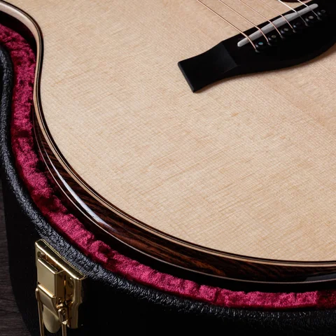 Left Handed Acoustic Guitars | Taylor Guitars