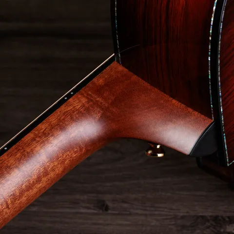 テイラー ギター 看板 Presentation Series Acoustic Guitars | Taylor Guitars