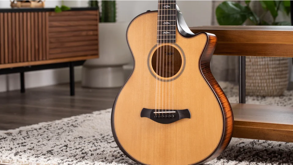 Builder's Edition 652ce Maple Acoustic-Electric Guitar | Taylor