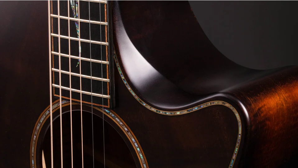 Builder's Edition K24ce Hawaiian Koa Acoustic-Electric Guitar