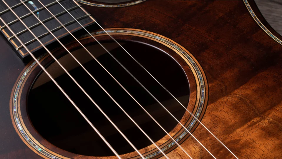 Builder's Edition K24ce Hawaiian Koa Acoustic-Electric Guitar