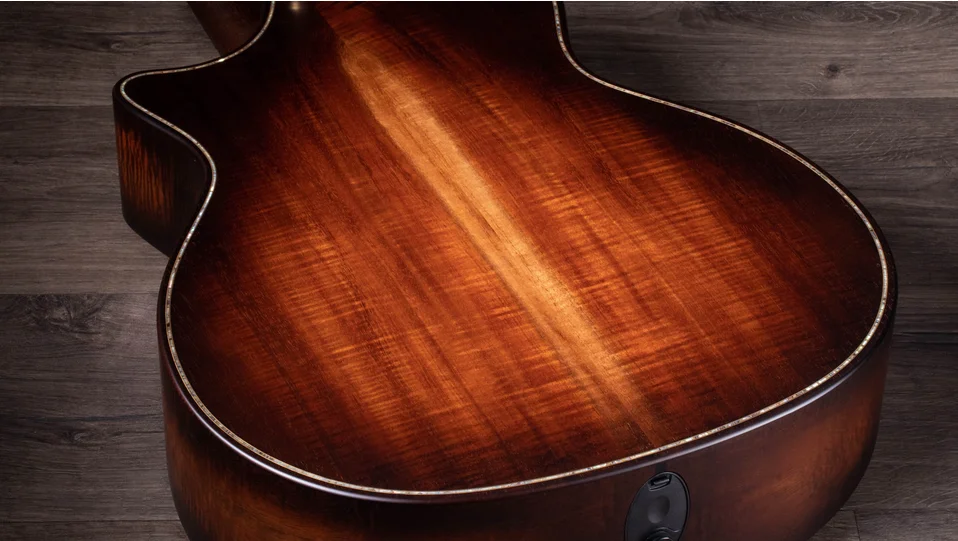 Builder's Edition K24ce Hawaiian Koa Acoustic-Electric Guitar